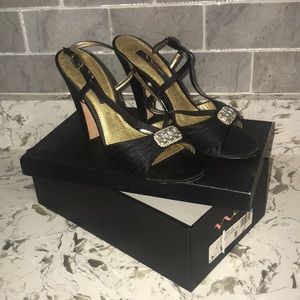 Women’s 9M Nina high heels